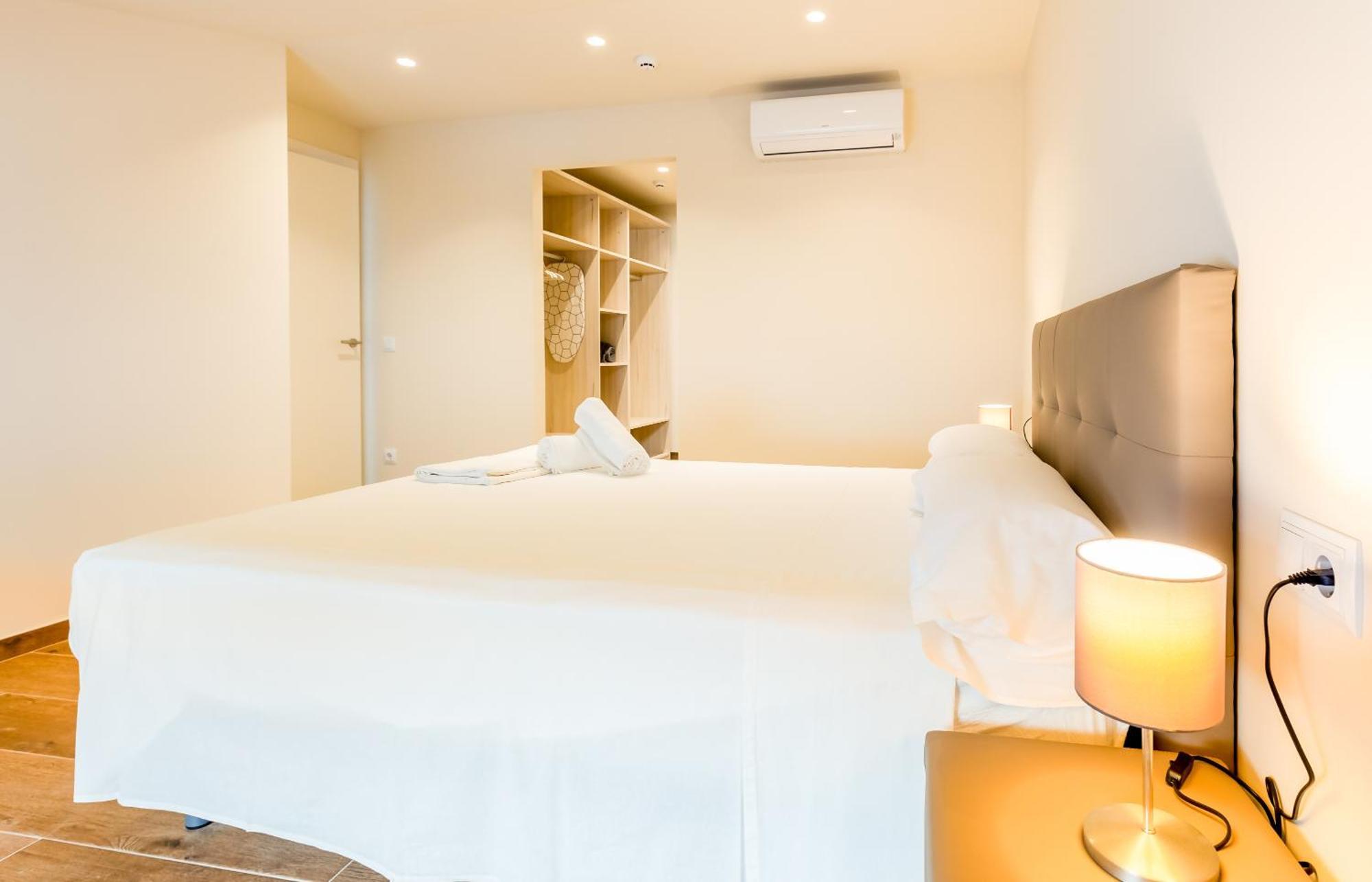 Can Cintet 3 Apartamento Con Terraza En Бесалу Экстерьер фото